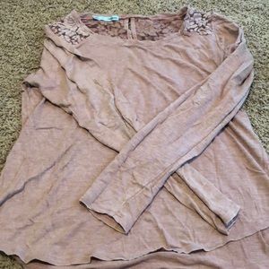 Maurices long sleeve T-shirt